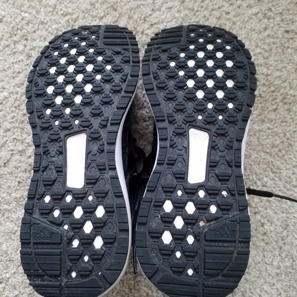 Adidas Running Shoes - Picture 9 of 9